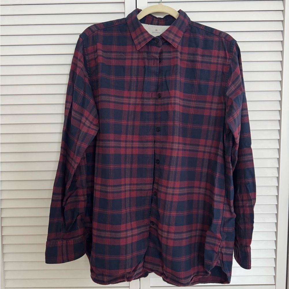 Muji Women's Red and Blue Plaid Button Down Shirt